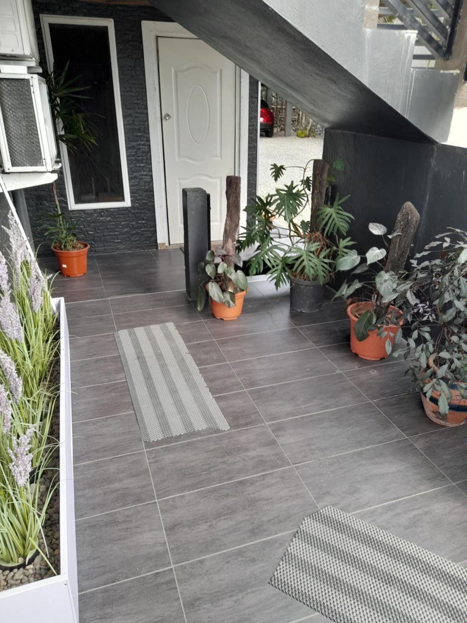 Bidesi Villa Apartments Сува Екстериор снимка
